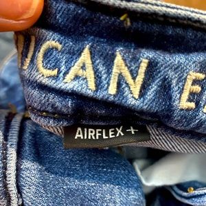 American Eagle skinny jeans size 29x30. Color is a medium wash.